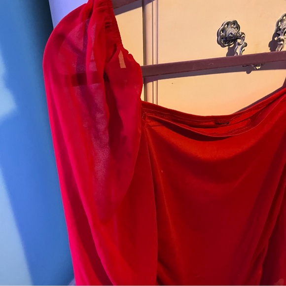 Women’s red dress - Picture 2 of 2